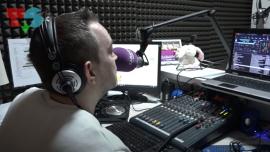 Zabavni radio dj